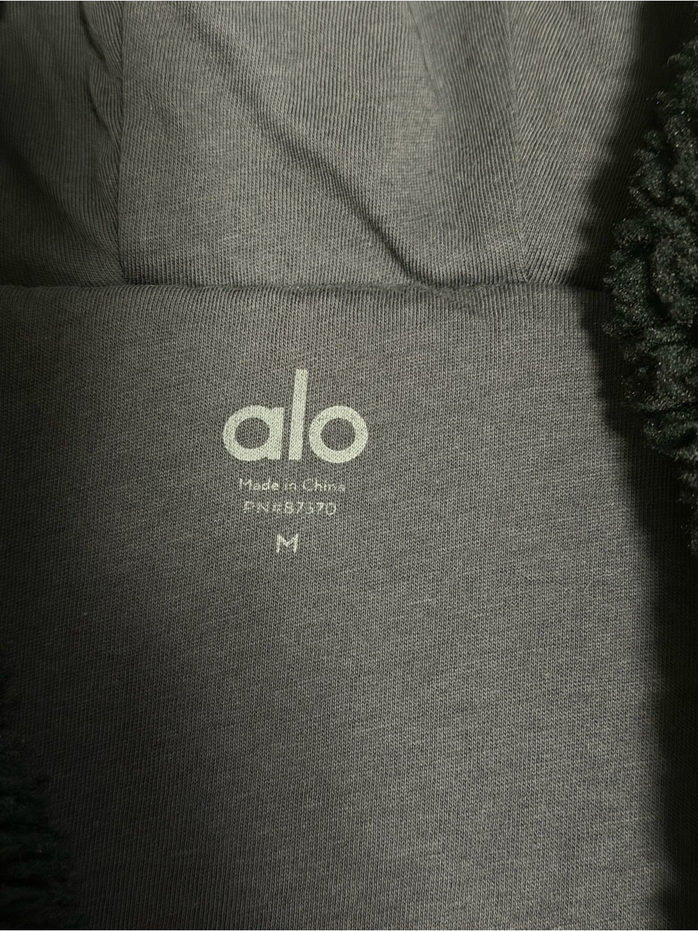 ALO Yoga Navy Blue Sherpa-Lined Pullover Hoodie - Picture 2 of 7